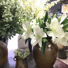 White Soft Touch Stargazer Lily fabric coated artificial flowers calla lily RTL-WH realistic flower bouquet  