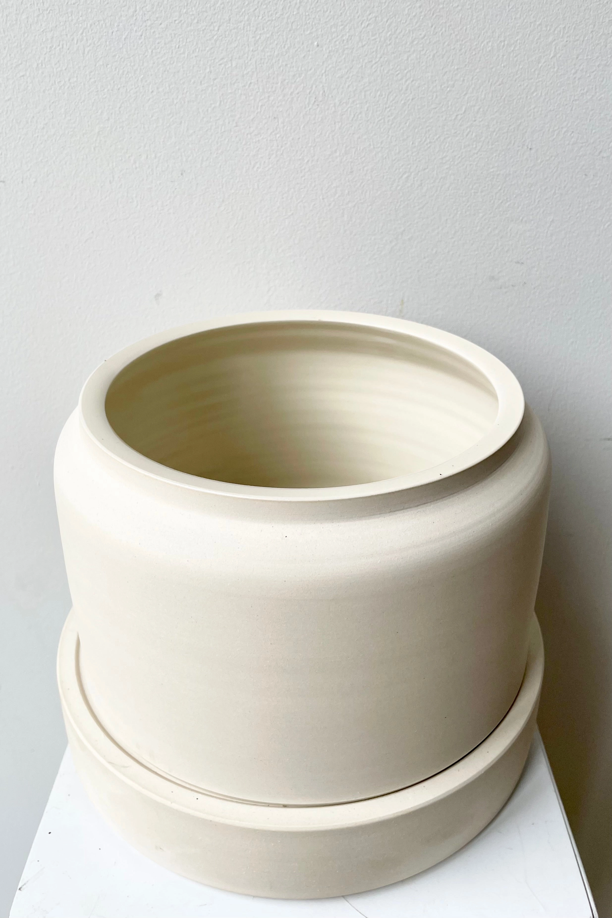 Wick "Self-watering" Planter Ivory wide