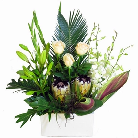 Winter Wonderland,artificial flower arrangement