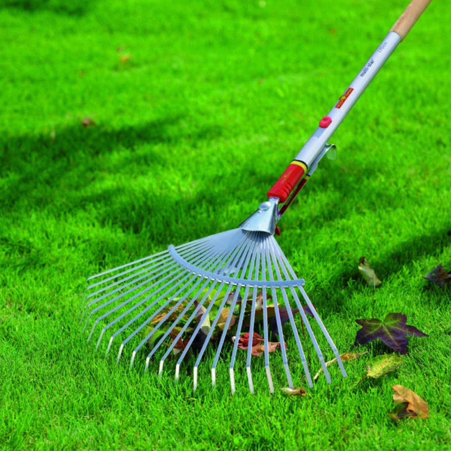 Wolf Garten Adjustable Broom (UC-M)