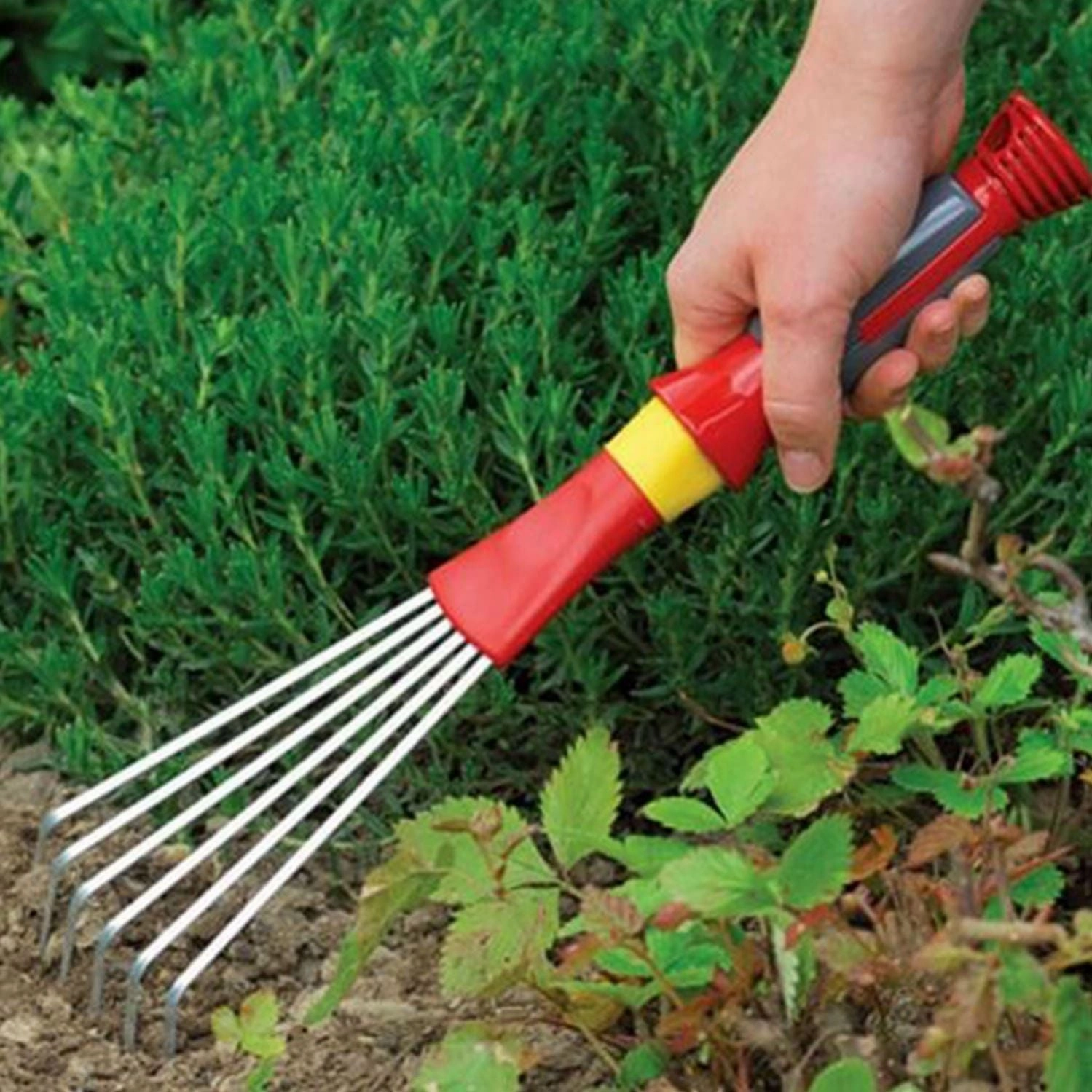 WOLF GARTEN SMALL LAWN RAKES (LD-2K)