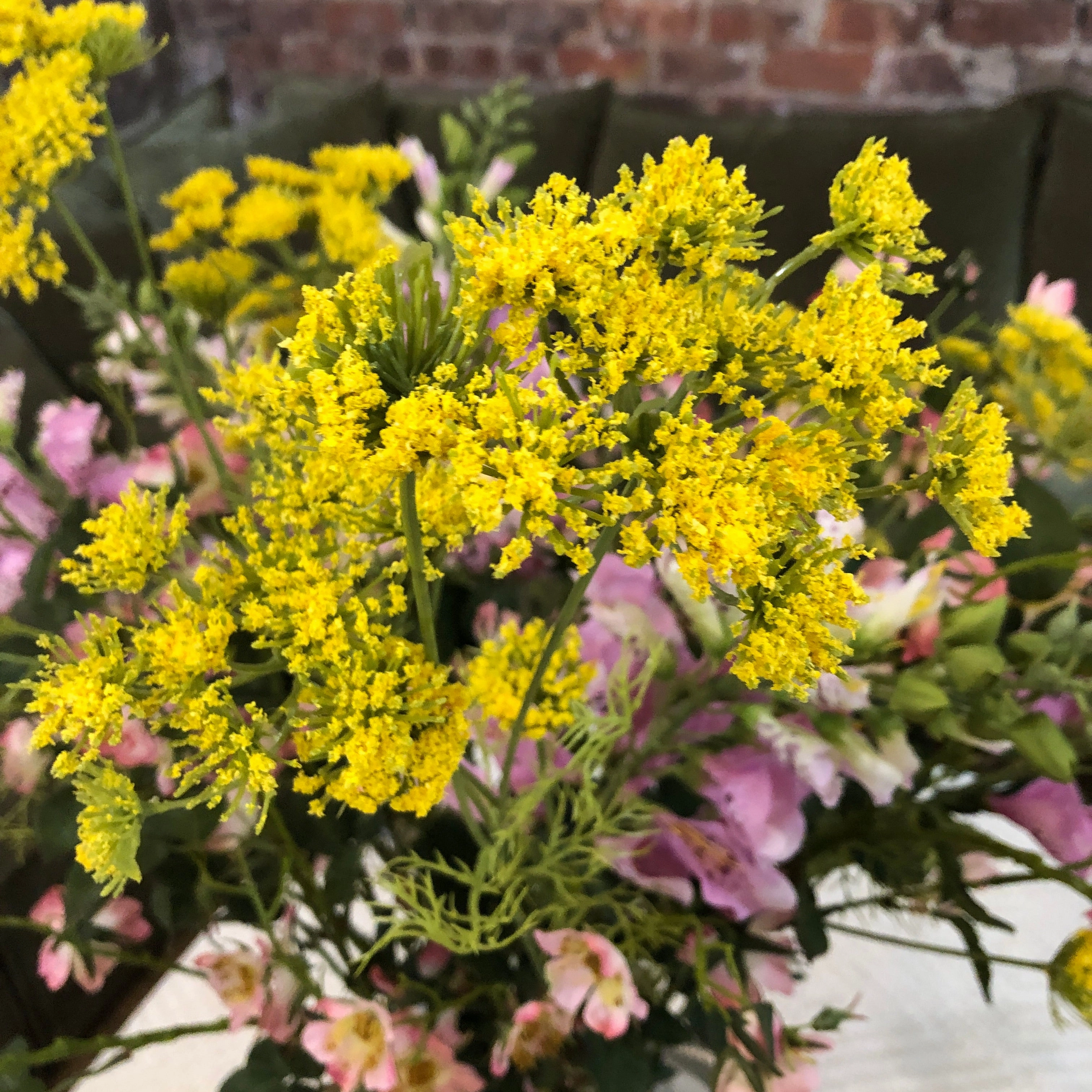 Yellow Wild Fennel Spray 97cm
